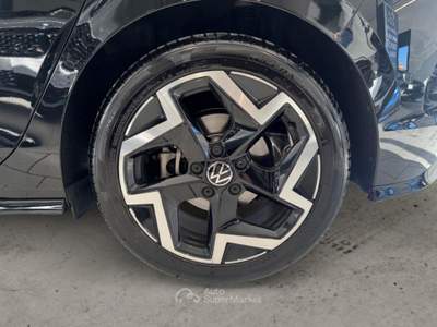 Volkswagen Golf 2.0 tdi R-Line 150cv dsg usata Rovigo
