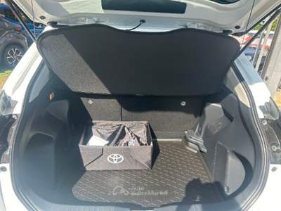 Toyota Yaris Cross Yaris Cross 1.5 Hybrid 5p. E-CVT Active Bianco usata Bisuschio