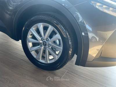 Toyota C-HR 2.0 PHEV Active Bianco usata Scandiano