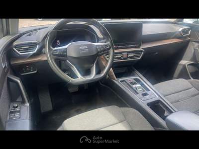 Seat Leon Sportstourer 1.5 eTSI 150 CV DSG Xcellence Bianco usata Castenaso