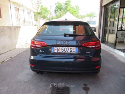 Audi A3 SPB 2.0 TDI S tronic Business Blu/Azzurro usata Striano