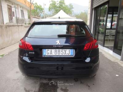 Peugeot 308 S&S Business Blu/Azzurro usata Striano