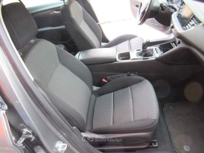 Opel Insignia 136 S&S Sports Tourer Innovation Grigio usata Striano