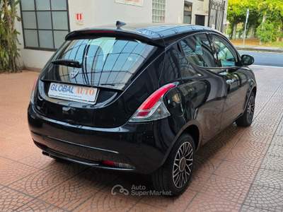 Lancia Ypsilon 5 porte S&S Hybrid Oro Nero usata Seregno