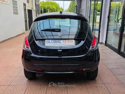 Lancia Ypsilon 5 porte S&S Hybrid Oro Nero usata Seregno
