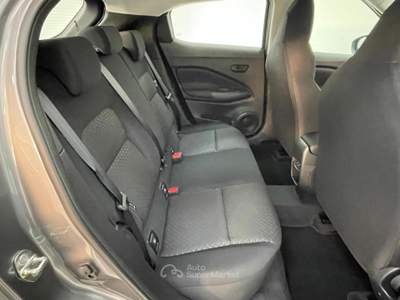 Nissan Juke 1.0 DIG-T 114 CV Acenta Grigio usata Lurate Caccivio