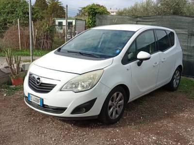 Opel Meriva ottime condizioni  Bianco usata Roma