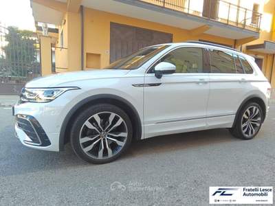 Volkswagen Tiguan  2.0 tdi R-Line 4motion 200cv dsg Bianco usata Cassano allo Ionio