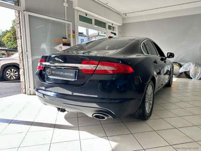 Jaguar XF XF 2.2 D LUXURY AUT. SOLO 120.000KM Blu/Azzurro usata Fonte Nuova
