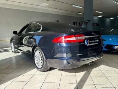 Jaguar XF XF 2.2 D LUXURY AUT. SOLO 120.000KM Blu/Azzurro usata Fonte Nuova