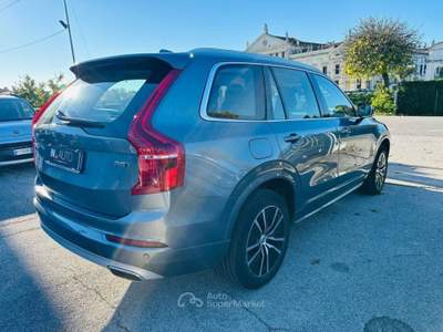 Volvo XC90 B5 (d) AWD Geartronic Business Plus Grigio usata Stra