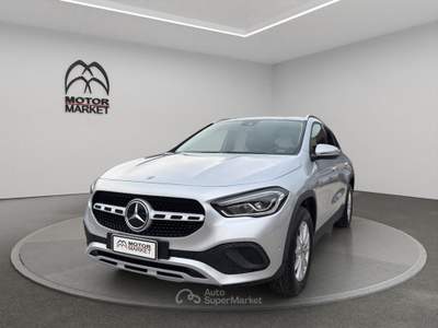 Mercedes-Benz GLA 200 D Business Extra 8G-DCT Argento usata Roma
