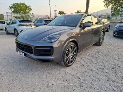 Porsche Cayenne Porsche Cayenne Coupé 3.0 V6 E-Hybrid Grigio usata SAN GIUSEPPE VESUVIANO