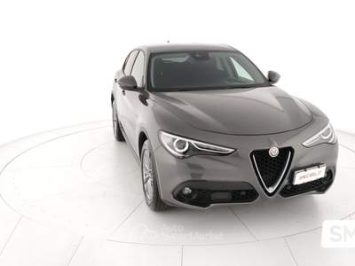 Alfa Romeo Stelvio 2.2 Turbo Diesel 190CV Business AT8 Q4 Grigio usata GIOIA TAURO