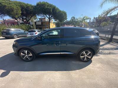 Peugeot 3008 Hybrid 225 e-EAT8 Allure Pack Blu/Azzurro usata Cercola