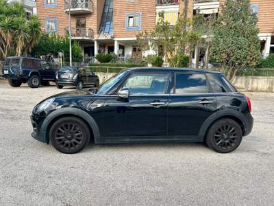 MINI One 1.5 One 5 porte Nero usata Mugnano del Cardinale