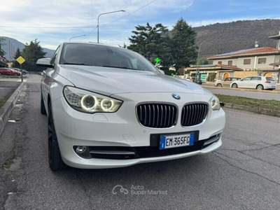 BMW Serie 5 530d 530d xDrive Gran Turismo Futura Bianco usata Concesio