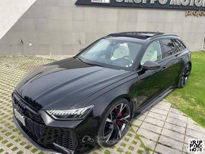 Audi RS 6 Avant 4.0 B Turbo Mhev Tiptronic quattro V8 Carboceramica Audi Exclusive Nero usata Afragola