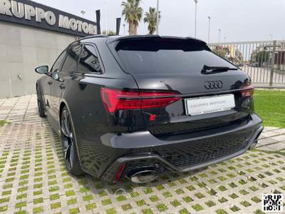 Audi RS 6 Avant 4.0 B Turbo Mhev Tiptronic quattro V8 Carboceramica Audi Exclusive Nero usata Afragola