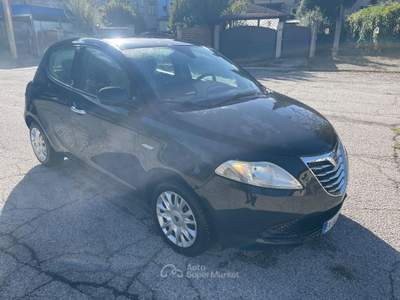 Lancia Ypsilon 1.2 69 CV 5 porte GPL Ecochic Platinum usata Popoli