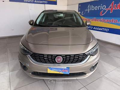 Fiat Tipo 1.3 Mjt S&S 5 porte Lounge Oro usata ADRANO