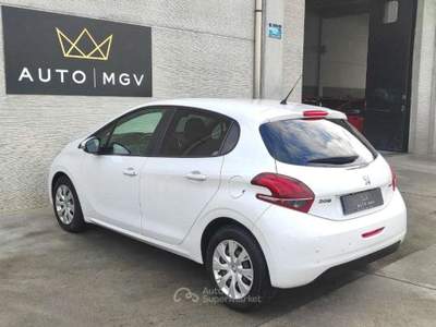 Peugeot 208 208 5p 1.2 puretech Active GPL 82cv * PROMO Bianco usata La Loggia