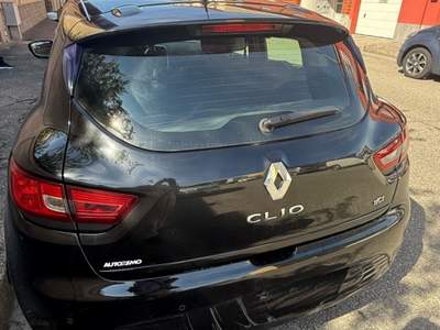 Renault Clio vendo bellissima renault clio  Nero usata Novara