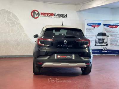Renault Captur Mild Hybrid 140 CV Techno Nero usata Roma