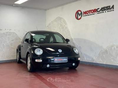 Volkswagen New Beetle ADATTA A NEOPATENTATI Nero usata Roma