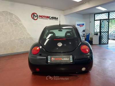Volkswagen New Beetle ADATTA A NEOPATENTATI Nero usata Roma