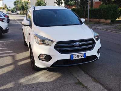 Ford Kuga FORD KUGA Bianco usata CASCINA