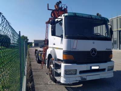 Mercedes-Benz Atego MERCEDES ATEGO 1828 GRU RAGNO SCARRABILE Bianco usata Ferrara