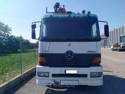 Mercedes-Benz Atego MERCEDES ATEGO 1828 GRU RAGNO SCARRABILE Bianco usata Ferrara