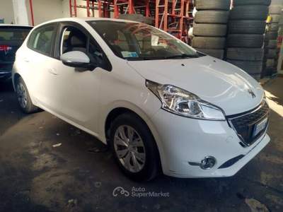 Peugeot 208 5P. MOTORE ROTTO!!!! Bianco usata Ferrara