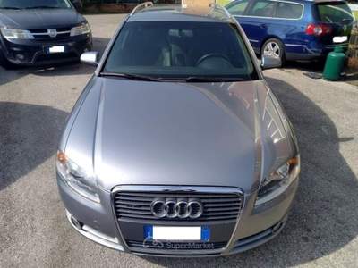 Audi A4 2.0 16V TDI Avant S-LINE Grigio usata Ferrara