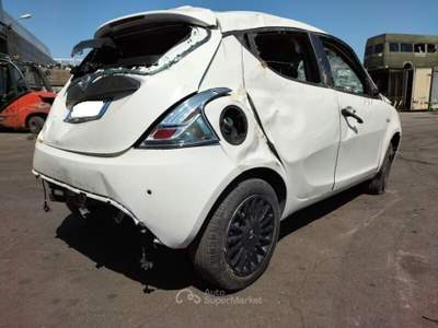 Lancia Ypsilon 5 porte S&S Platinum Bianco usata Ferrara