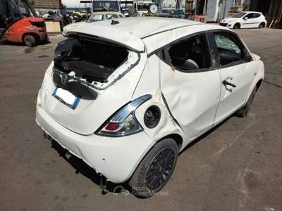 Lancia Ypsilon 5 porte S&S Platinum Bianco usata Ferrara