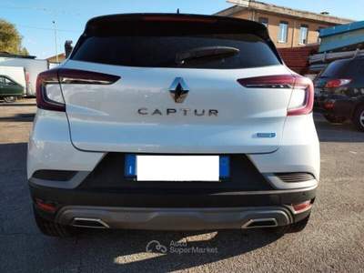 Renault Captur Hybrid E-Tech 145 CV RS Line Bianco usata Ferrara