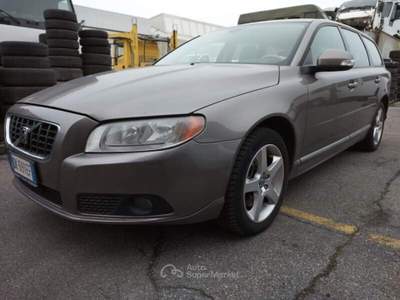 Volvo V70 D Summum PROBLEMI AL MOTORE!!!! Oro usata Ferrara