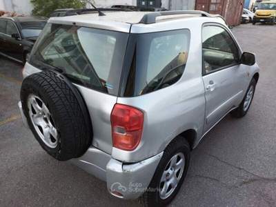 Toyota RAV4 RAV 4 2.0 16V cat 3 porte Sol Argento usata Ferrara