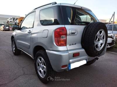 Toyota RAV4 RAV 4 2.0 16V cat 3 porte Sol Argento usata Ferrara