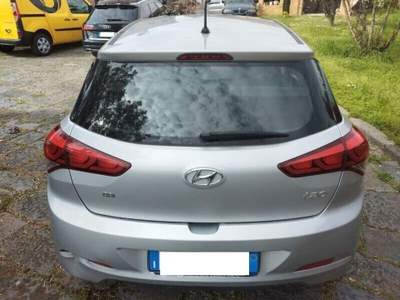 Hyundai i20 5 porte Comfort Argento usata Ferrara
