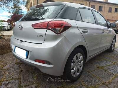 Hyundai i20 5 porte Comfort Argento usata Ferrara