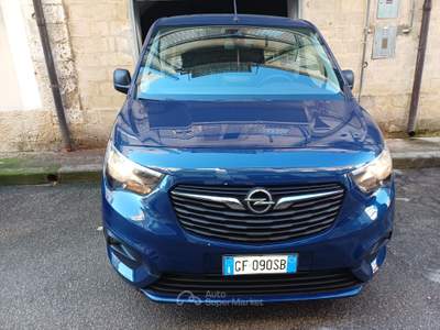 Opel Combo Life S&S MT6 Edition Plus N1 Blu/Azzurro usata Gravina in Puglia