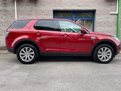 Land Rover Discovery Sport 2.0 TD4 AWD 180CV AUTO NAVIGATORE RETROCAMERA Rosso usata Venezia