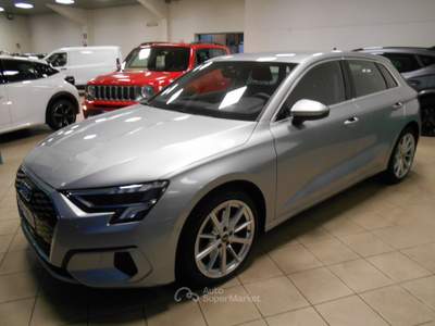 Audi A3 PARI AL NUOVO Argento usata Novara