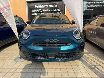 Fiat 600 Hybrid 110 CV DCT MHEV Business Verde usata Asti