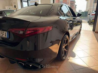 Alfa Romeo Giulia 2.9 V6 Bi-Turbo Quadrifoglio Nero usata Asti