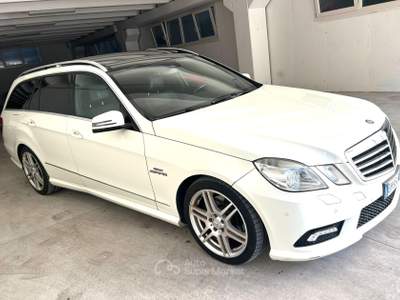 Mercedes-Benz Classe E E SW 250 cdi Avantgarde AMG 4matic TETTO Bianco usata BRESCIA