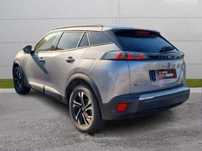 Peugeot 2008  - e-2008 allure 100kw Argento usata ROMA